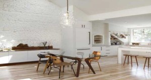 l’élégance d’une cuisine blanche n’est plus à faire. Un gris, noir, rouge sur la crédence, avec du carrelage, de la peinture renforce l’effet chic du blanc. Des idées de cuisines blanches pour booster la décoration de la vôtre.