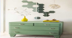 Un miroir sur un mur c'est pratique et déco dans la maison. Voici un DIY déco pour apprendre à poser des miroirs rapidement