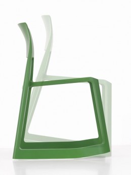 chaise tip Ton de chez Vitra plusieurs coloris piétement à bascule