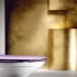 Aujourd'hui la déco WC se soigne et aux toilettes design on dit oui. La cuvette, la peinture, le carrelage des WC prennent des couleurs pour décorer des toilettes comme une vraie pièce de la maison