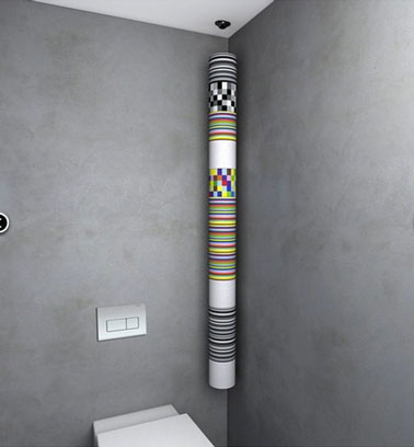 Un distributeur de papier toilette à suspendre au plafond. Très pratique et hygiénique il permet de stocker jusqu'à 16 rouleaux de papier. Pour un effet déco total look choisir du papier toilette fantaisie et de couleur