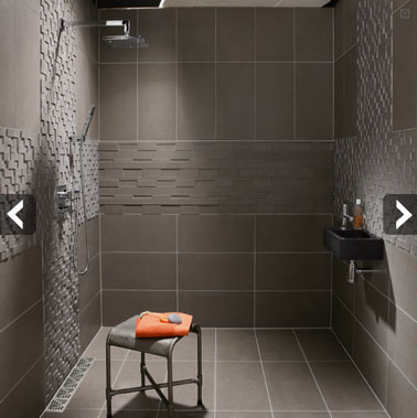 Douche italienne 28 modèles et conseils installation Carrelage noir et mur couleur