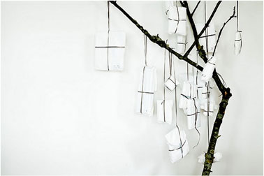Un arbre de noël qui fera merveille dans un salon design et très facile à réaliser soi-même