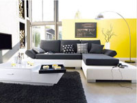 La couleur dans le salon, la solution anti morosité pour réveiller la déco. Peinture de couleur, canapé, tapis et rideaux, nos idées tendances pour mettre de la couleur dans votre salon avec les nouvelles collections.
