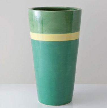 Vase couleur tendance 2013 en céramique couleur camaïeux de vert et jaune. 51 cm de hauteur. disponible à La Redoute