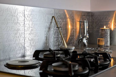Carrelage adhésif pour crédence cuisine Métal Décor finition inox, dimensions : 30X30cm