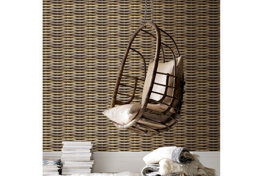 papier peint vintage intissé couleur marron imitation tissage osier dans salon chez Graham&Brown rouleau de 10m