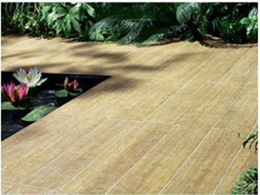 carrelage effet parquet chêne clair sur terrasse 