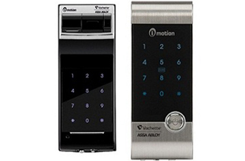 Sécurité maison avec serrure biometrique à reconnaissance digitale I-Motion de Vachette. mémorise 20 empreintes. Ouverture par code également