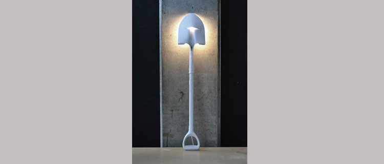 lampadaire design à faire soi-même avec pelle et kit suspension luminaire