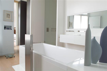 peinture salle de bain gris et blanc pour une ambiance intemporelle