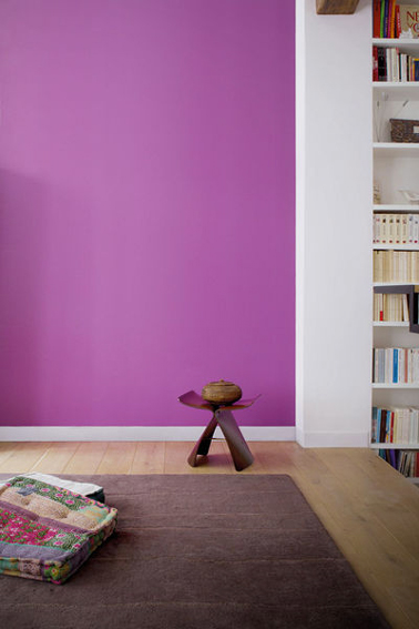 salon blanc et violet, la couleur Pantone de l'année 2014