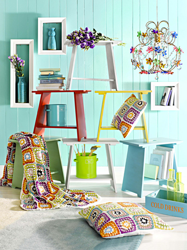 Tabouret en bois disponible dans de nombreuses couleurs dans la nouvelle collection printemps ete Helline déco