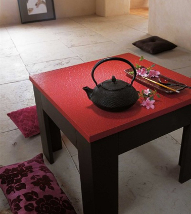 Peindre un meuble en bois effet craquelé couleur rouge style meuble japonais avec peinture Libéron