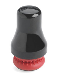 Brosse magnetique pour nettoyage carafe à vin et vase en verre de CuisiPro disponible en rouge vert et noir