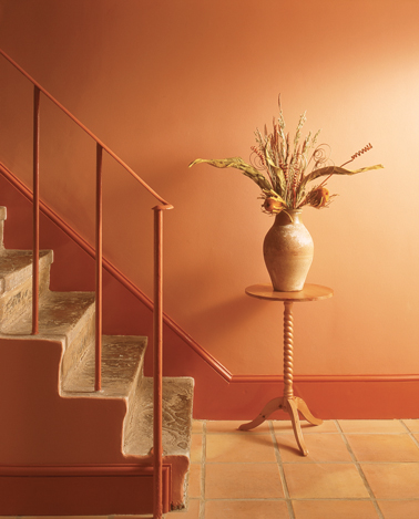 Déco escaliers peinture murale orange base acrylique, pour les boiseries, un ton de orange plus soutenu de la gamme peinture laque glycéro astral