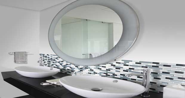 Carrelage adhésif salle de bain, on a testé c'est super Carrelage salle de bain