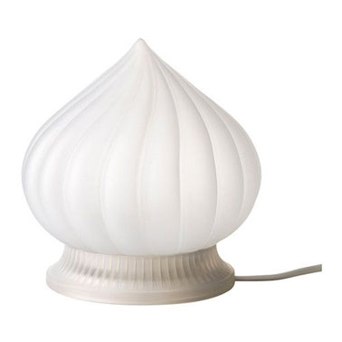 La lampe design à poser est la définition même d'originalité et d'atout style. Le gros plus est son prix mini.
