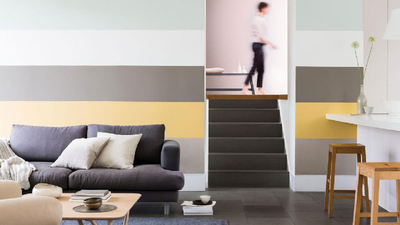 Lin, gris, ficelle des couleurs que l'on adore dans le salon, la chambre entre autres. L'association de couleurs avec ces teintes neutres se fait tout en subtilité avec des couleurs vives afin de ne pas casser l'effet cocooning et zen qu'elles apportent à une pièce. Déco Cool a fait appel à Catherine Filoche pour connaitre toutes ses astuces pour les marier sans erreur
