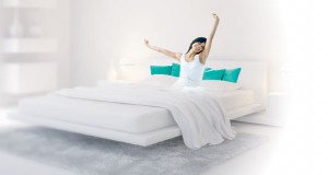 Lorsque la peinture de chambre supprime les nuances sonores et purifie l'air en offrant 50 couleurs pour repeindre la chambre selon son style déco, on n’hésite pas et on saute sur les pinceaux !