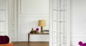 Du blanc pur, aux blancs cassées, découvrez tous les trésors de la peinture blanche pour repeindre votre cuisine, chambre et salon pour une ambiance déco chic et sereine à l'intérieur