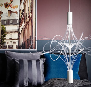 une suspension à LED originale et économique blanche.