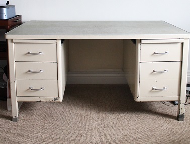 Diy Deco Repeindre Un Vieux Bureau En Metal Deco Cool