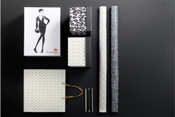 Des accessoires de papeterie pour cadeau de Noël issus de la collection capsule Cristina Cordula chez Tati.