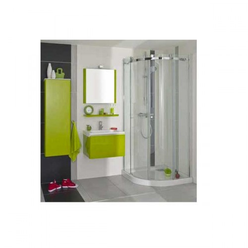 La salle de bain enfant est souvent petite, ce qui n'exclut pas un aménagement déco avec une douche cabine et des meubles de salle de bain vert anis