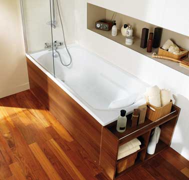 Baignoire habillage bambou dans la salle de bain zen Carrelée Créatif Baignoires