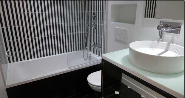 Quelle couleur déco pour agrandir une petite salle de bain ? Coloree de désign salle bains
