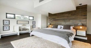 La déco d'une chambre et notamment la chambre parentale, mérite d'être soignée pour y trouver repos et détente.  Couleur, accessoires cocooning. chevet, tête de lit originale, voici des astuces pour décorer votre chambre facilement.