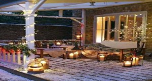 Pour une belle décoration de Noël à l’extérieur, des idées originales, astucieuses et peu coûteuses pour décorer la terrasse, le balcon, sans oublier la porte d'entrée pour un Noël féérique. 