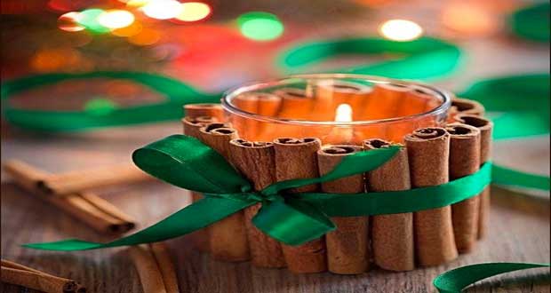 Les fêtes de Noël arrivent à grands pas. On pense à la déco de la table et du sapin de Noël avec des idées de guirlandes, bougies, boules de Noël à faire avec des objets originaux