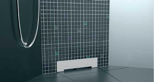 La douche italienne a un nouveau concept de receveur. dernier né de sa gamme de receveurs de douche Lazer, l’écoulement se fait directement dans le doublage du mur de la douche.