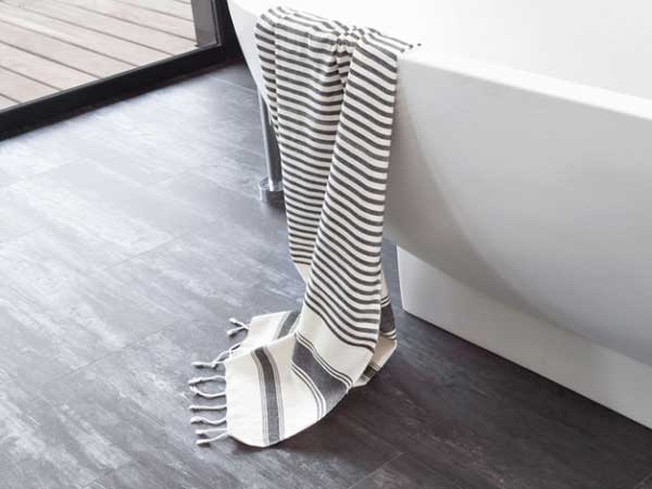 Sol pvc salle de bain un revêtement de sol déco bluffant Désign sol Vinyle