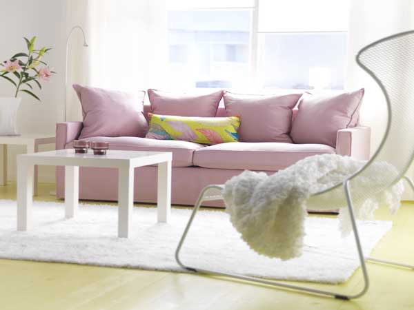 Couleur on fait sa déco en rose et bleu pastel Deco salon rose pale blanc gris