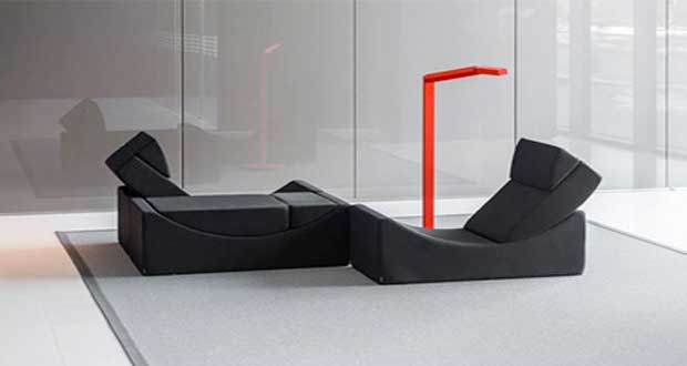 Des Fauteuils et canapés qui se combinent à volonté, un concept de meuble original pour aménager son salon. Des meubles design aux couleurs tendances modulables de la collection Lina Lappad