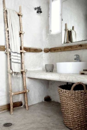 Rangement salle de bain avec panier et porte serviette Rangement salle de bain avec panier et porte serviette