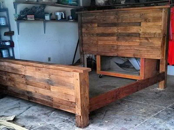 plan d'un lit palette réalisé avec des planches récup