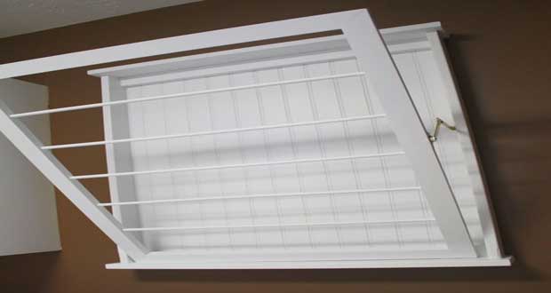 L'étendoir, l'accessoire nécessaire pour aménager sa buanderie. ces DIY Déco répétés par Déco Cool, vous montrent comment fabriquer un étendoir à linge pas cher avec de la récup