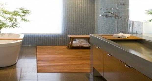 Refaire sa salle de bain avec du bois, une bonne idée pour donner du style à sa déco salle de bain. Du parquet, un habillage mur ou baignoire en teck, une douche en caillebotis, une salle de bain bois séduit par sa déco chaleureuse digne d'un spa