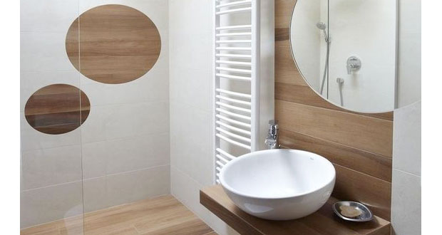 Découvrez et inspirez-vous de ces dix petites salles de bain déco aménagées astucieusement avec des rangements pratiques, aussi jolies les unes que les autres !