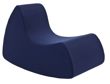 Un Rocking Chair bleu qui séduira les adultes et les enfants ! Confortable, ludique et rigolo, ce petit fauteuil fera l'unanimité dans toutes les pièces de la maison 