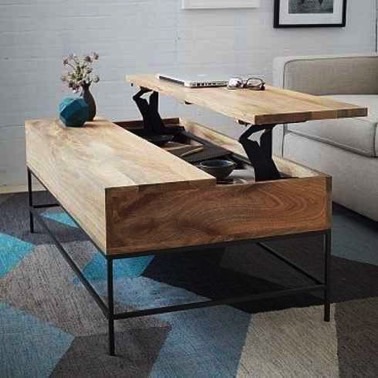 Comme par magie, cette élégance table basse en bois se transforme en bureau portatif, idéal pour travailler et offre un espace de rangement hyper pratique ! 