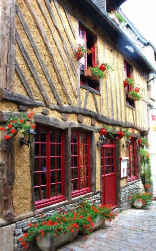 Maison à colombages en Bretagne, en France