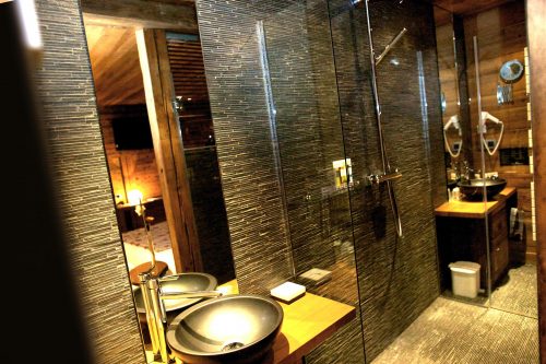 Salle de bain / douche d'un chalet à Chamonix
