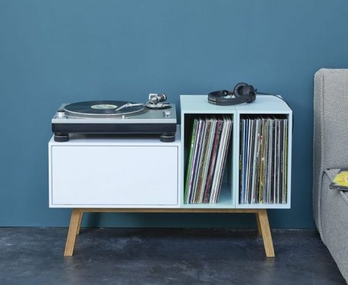 Platine vinyle sur meuble déco scandinave