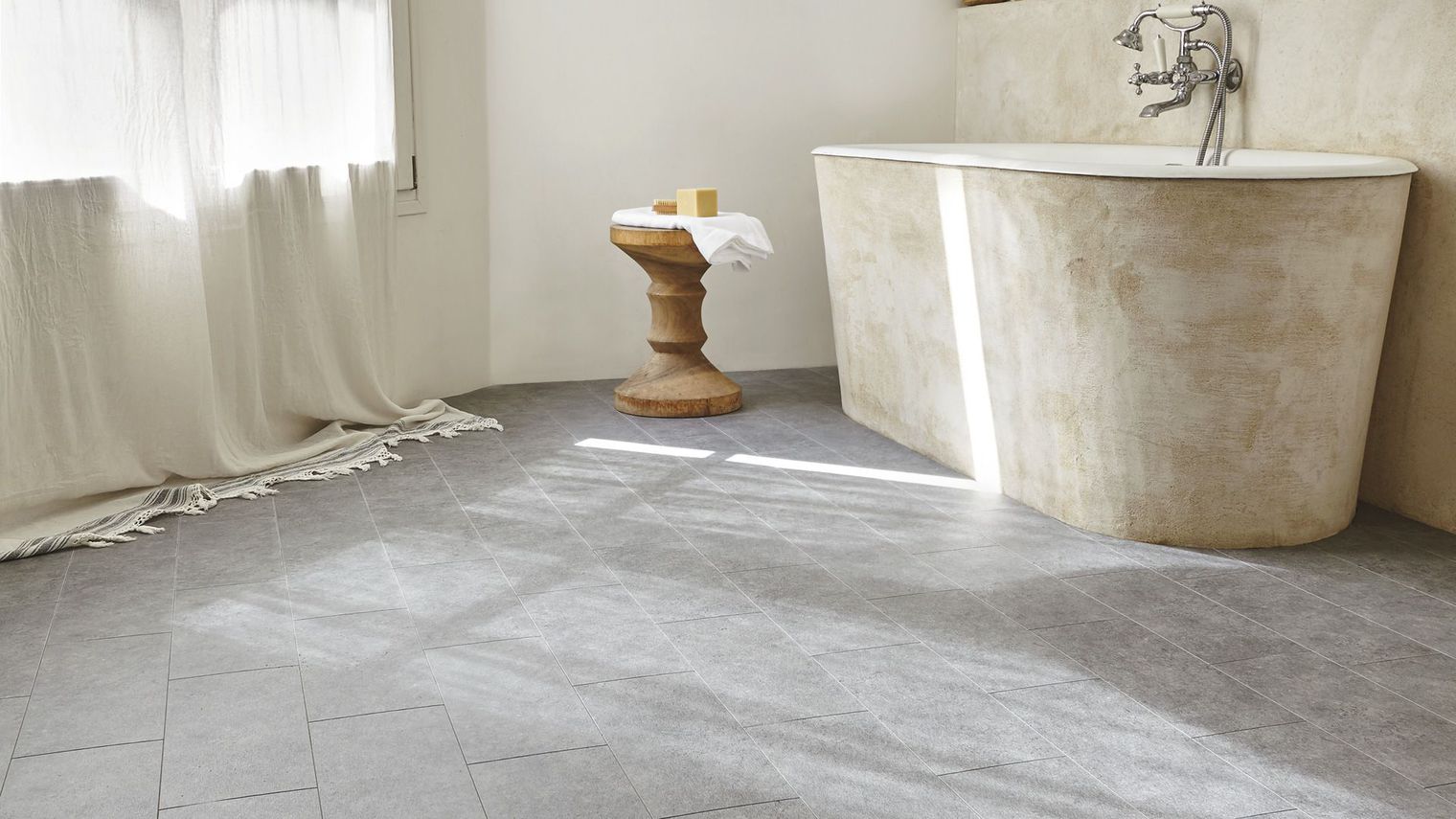 Salle de bain : une déco stylée pour le sol