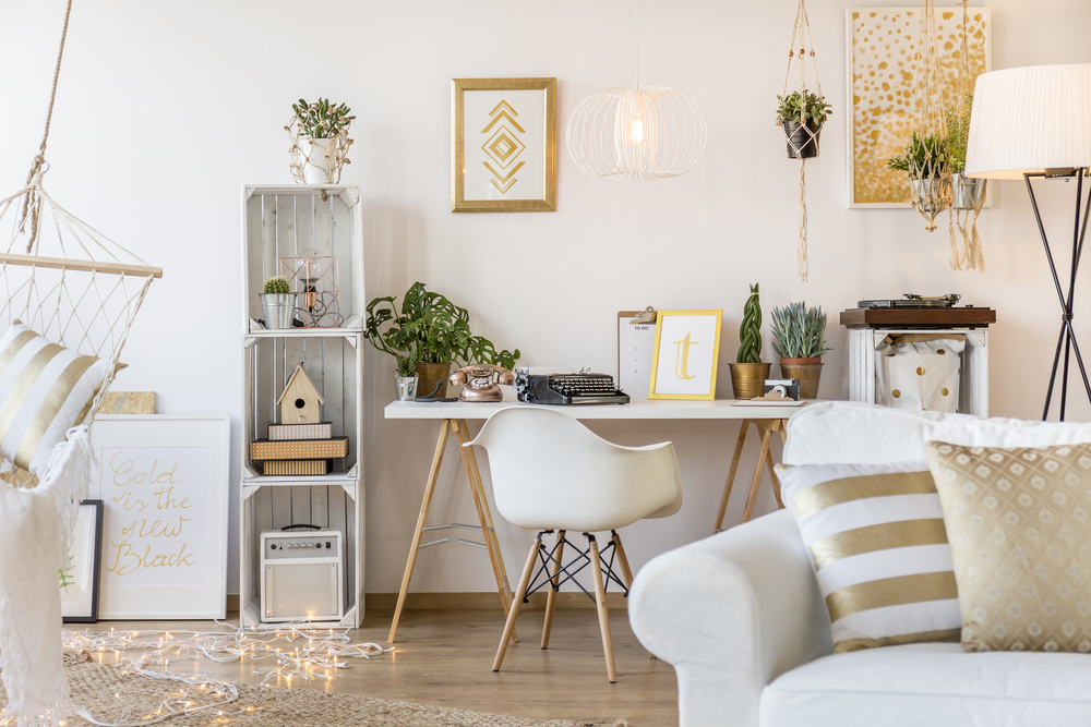 Comment bien intégrer un bureau dans un salon ou dans une chambre